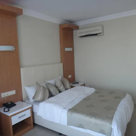 Ξενοδοχείο Temple 3*