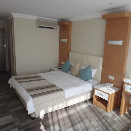 特曼帕勒酒店 3*