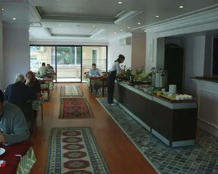 Temple Ξενοδοχείο