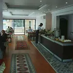 Temple ホテル