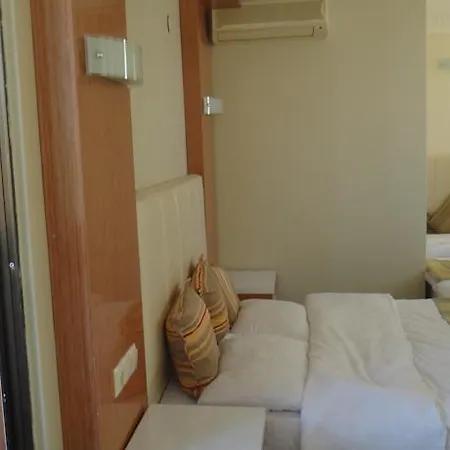 Temple Отель Дидим