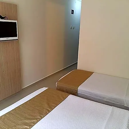 Temple Hotel 3*